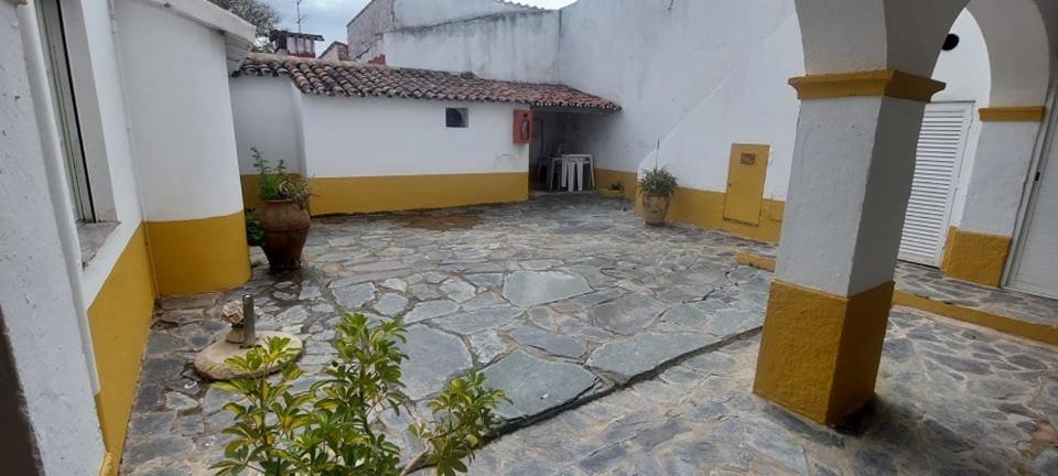 Guesthouse Da Vila Mourão Exterior photo