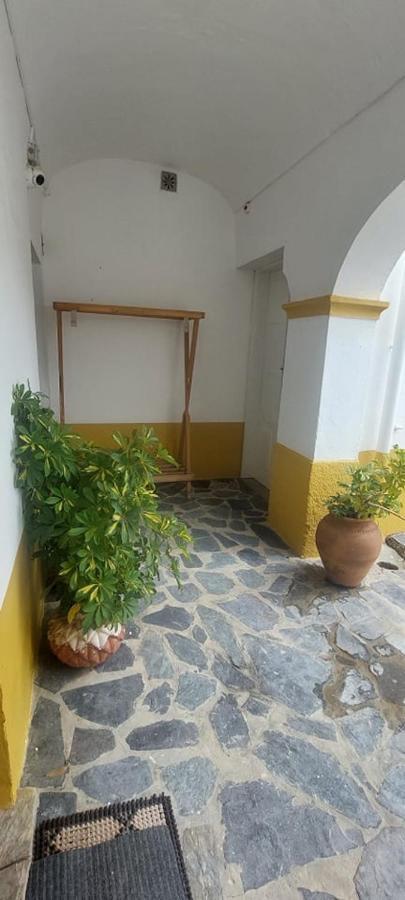 Guesthouse Da Vila Mourão Exterior photo